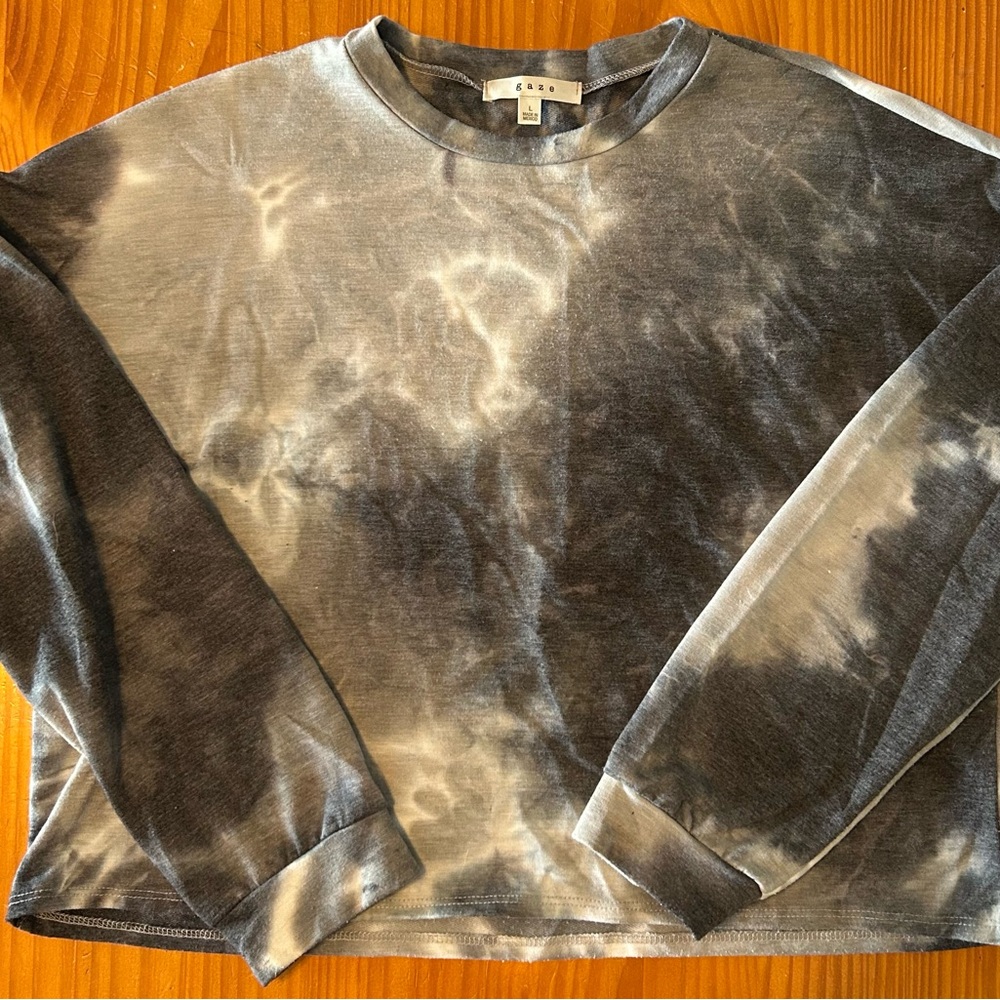 gaze Tie-Dye ladies shirt - Black and Gray